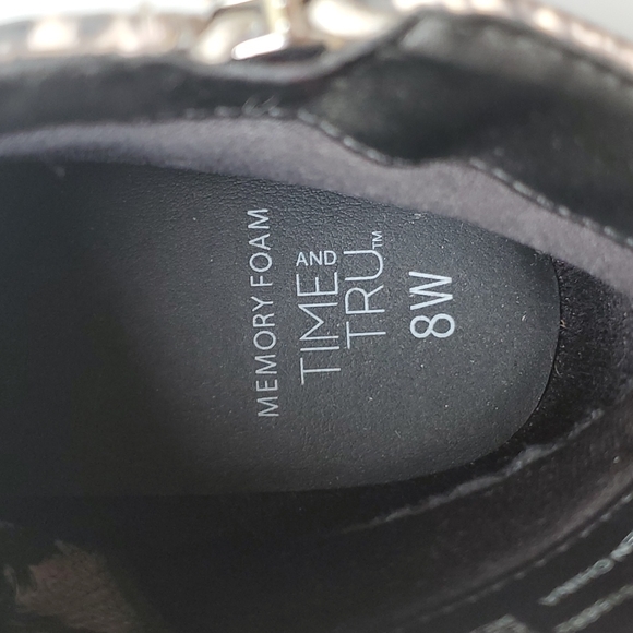 😍5/$20 !NWOT Time and Tru faux snakeskin booties 8W - Picture 7 of 9